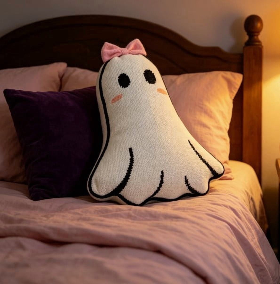 Halloween Ghost Reading Book Throw Pillow Cover, Spooky Library Bookshelf Skull Candlestick Decorative Pillowcase, Retro Halloween Cushion Cover