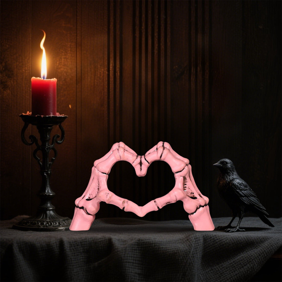 Eoozwa Skeleton Heart Hands Resin Ornament, Gothic Home Decor, Halloween Party Centerpiece, Unique Heart Shape Holiday Gift for Collectors, Spooky Decorations