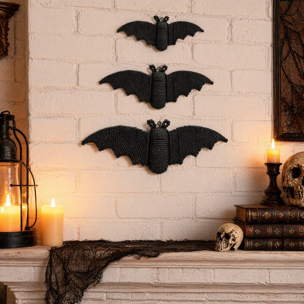 3 Pcs Woven Rattan Bat Wall Hanging Halloween Decor, 3D Scary Handcrafted Black Rope Bats, Rustic Natural Farmhouse Halloween Creepy Decorations for Home Fireplace Door, 13.39/11.81/9.84 Inch