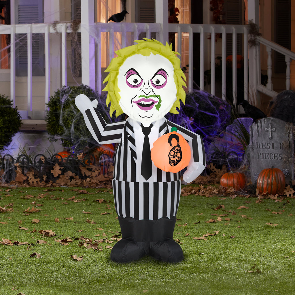 Beetlejuice Men's Airblown Halloween Inflatable Decoration - Black Small