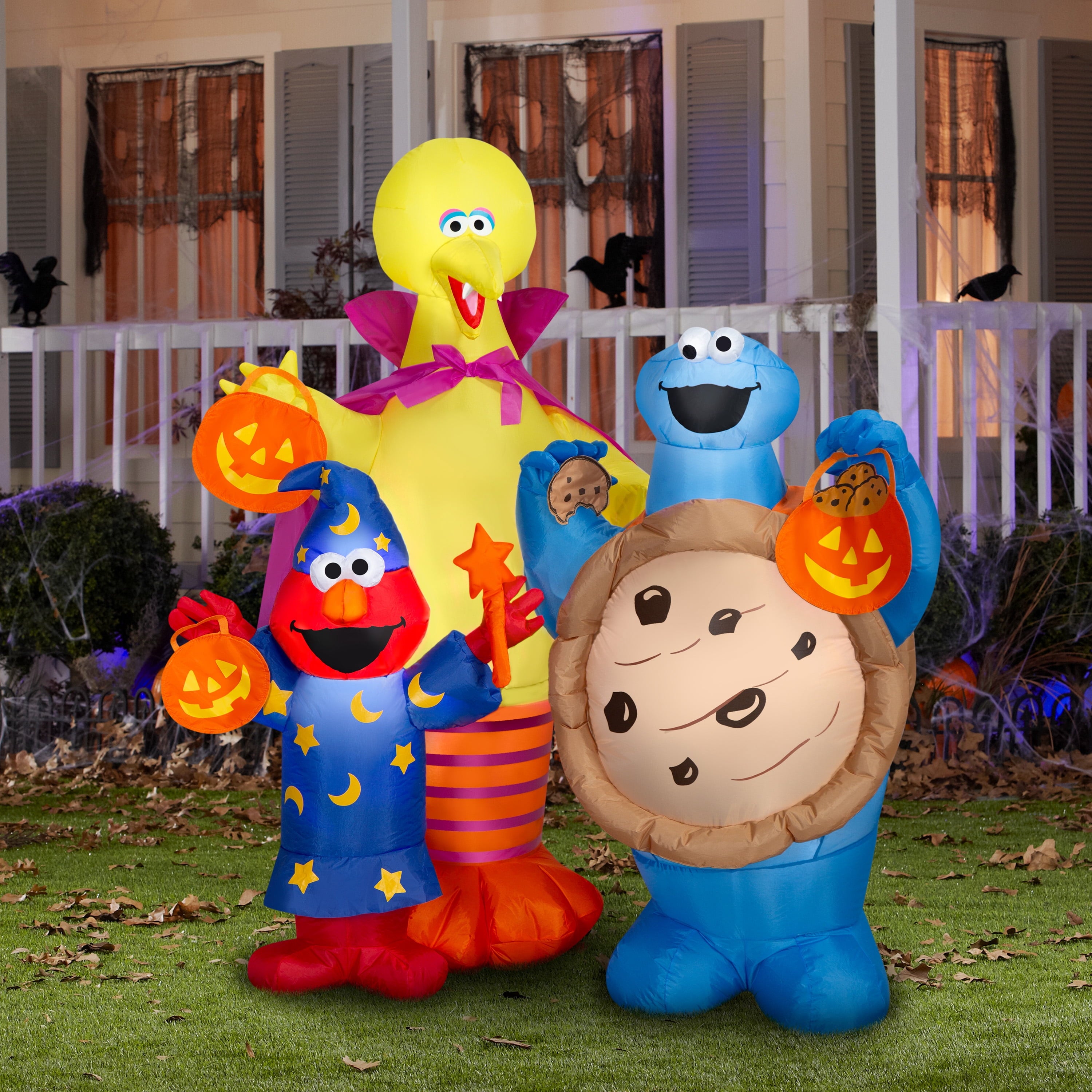 Sesame Street Halloween Inflatable Scene with Elmo, Big Bird and Cookie Monster, 5-Ft Lighted Airblown Yard Decor