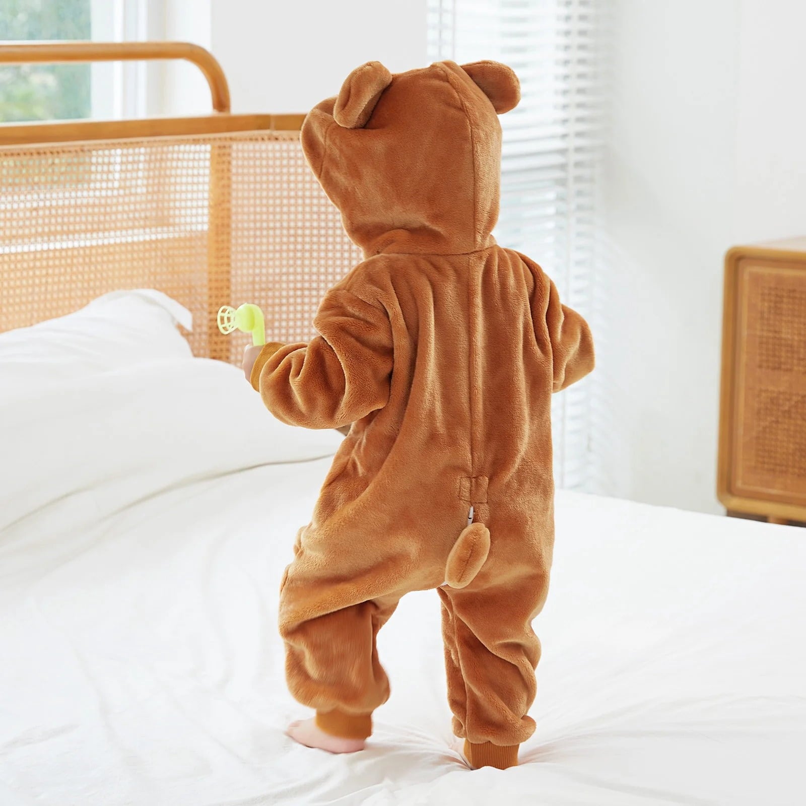 WIBACKER 0-3T Unisex Baby Animal Costume Winter Autumn Flannel Hooded Romper Christmas and Halloween Panda Cosplay Jumpsuit