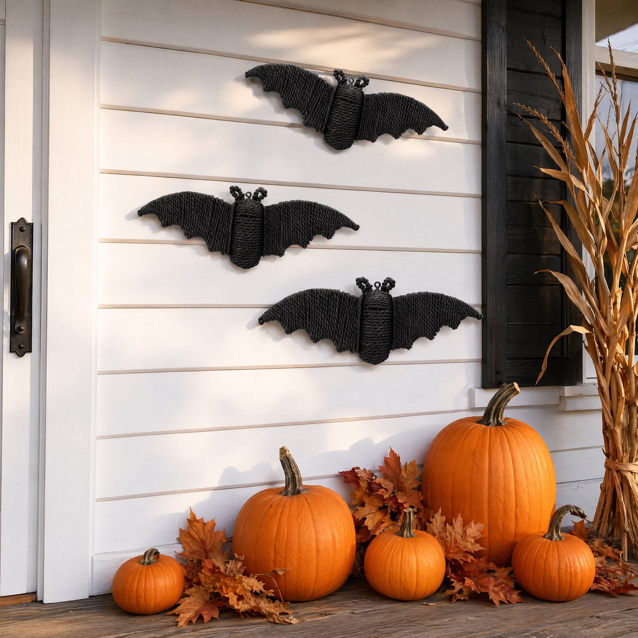 3 Pcs Woven Rattan Bat Wall Hanging Halloween Decor, 3D Scary Handcrafted Black Rope Bats, Rustic Natural Farmhouse Halloween Creepy Decorations for Home Fireplace Door, 13.39/11.81/9.84 Inch