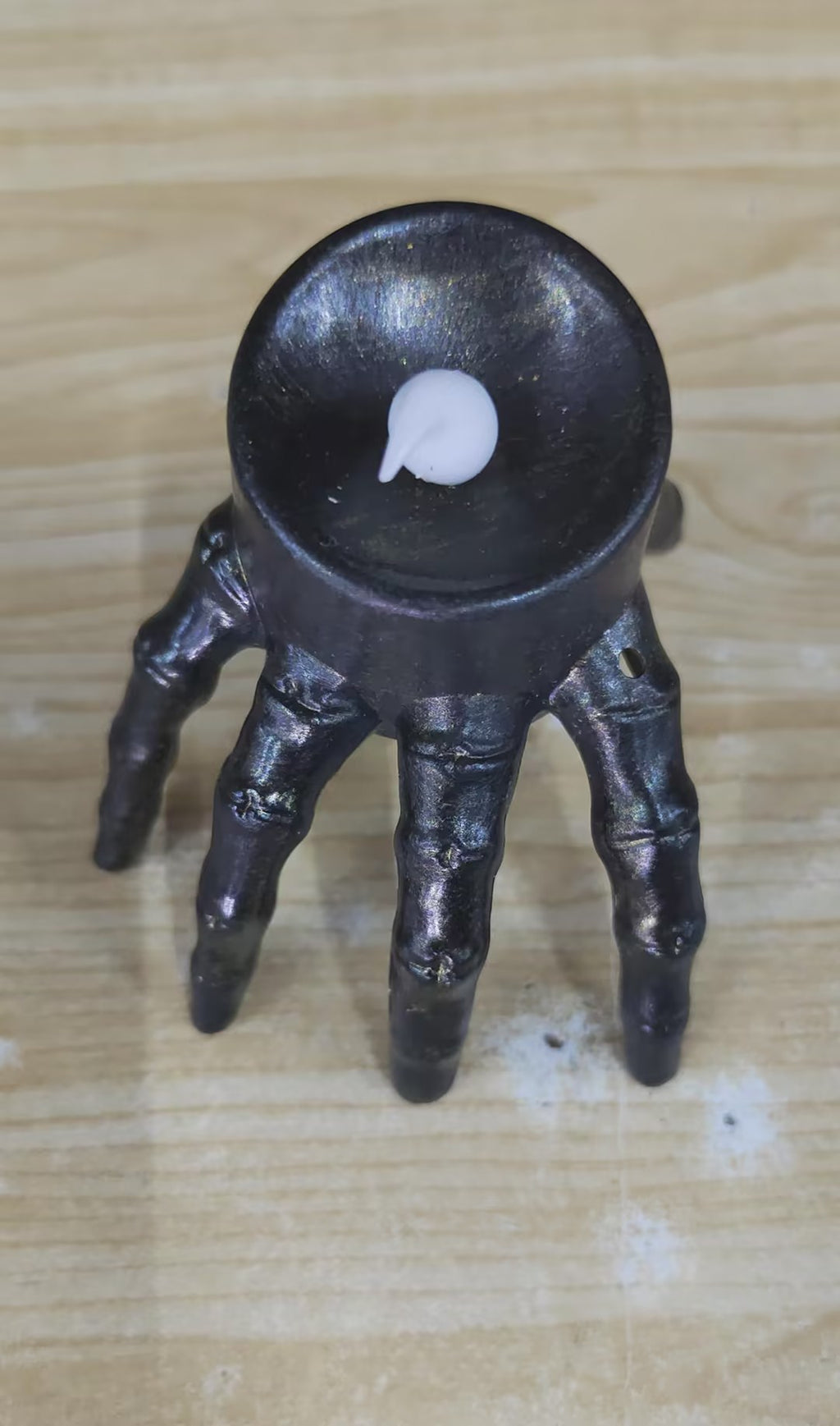 Lhrmh Halloween Decor - Spooky Skeleton Hand Flameless Candle Lamp for Haunted House and Party Settings