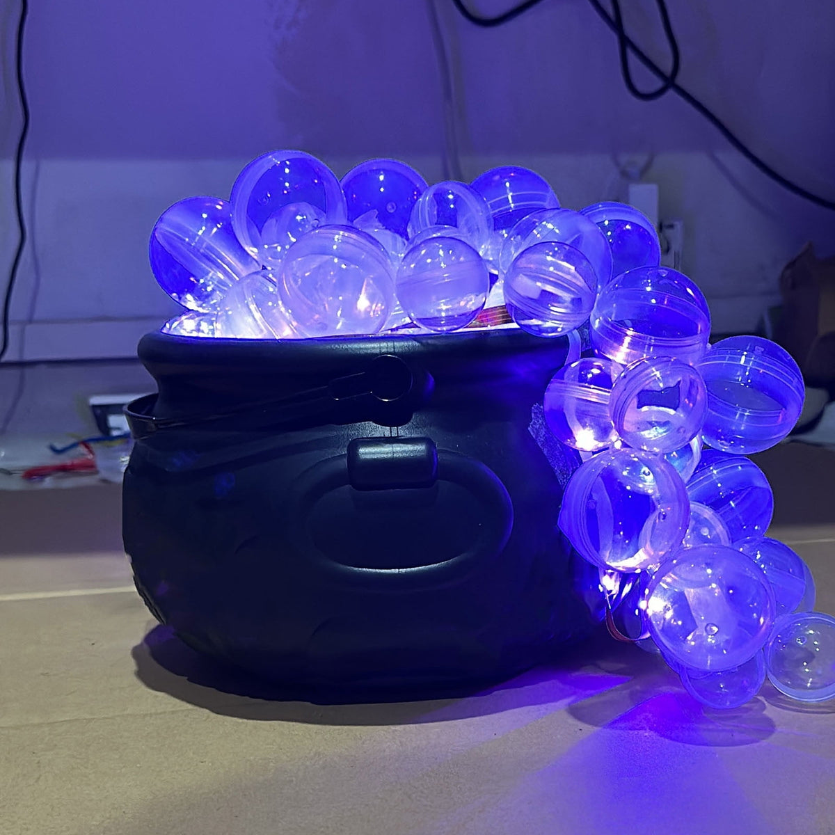 Muecwrye Halloween Decorations Outdoor, Halloween Clearance! Halloween Witches Cauldron with Lights, DIY Bubbling Cauldron Set Decor for Home Porch Outside, Halloween Party Supplies( Without Tripod)