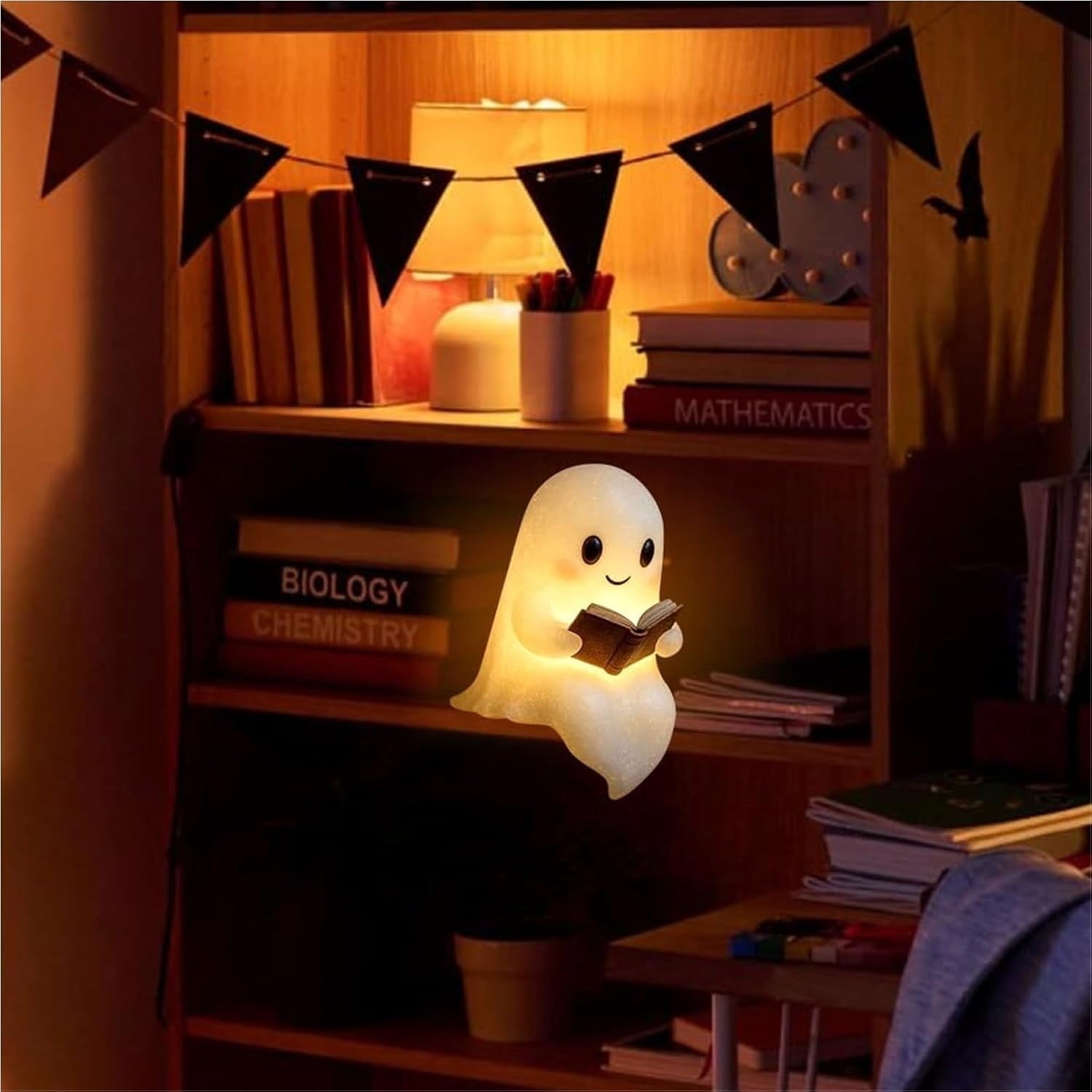 YZEGDCH Halloween 3D Ghost Campfire Flickering Night Light 2 Funny Roasting Marshmallows at Campfire LED Electric Faux Flameless Campfire Nightlight Funny Halloween Decor